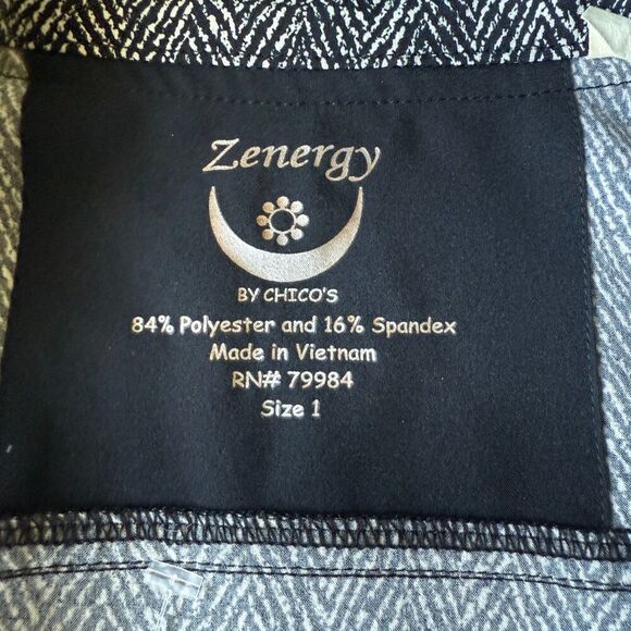 Chico's Zenergy Athletic Golf Outdoor Equestrian Preppy Tennis Workout Vest 1/M - Picture 3 of 5